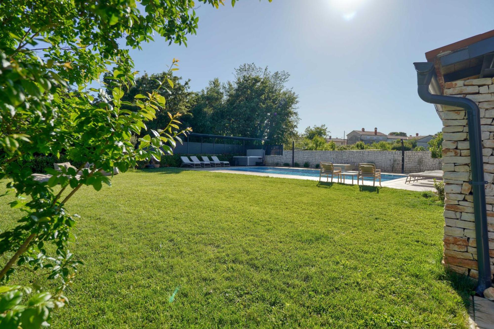 Villa & Spa My Koltrina Svetvincenat Exterior photo